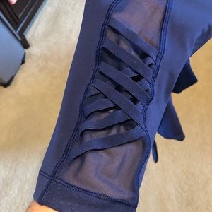 Lululemon Hero Blue Minimalist Crops, Size 10